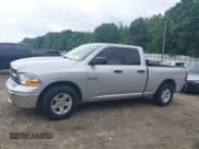 ✅ 2009 Dodge 1500 ST • VIN: 1D3HB18P69S742867 • Lot: 42445968. Wystawiony na IAAI z przebiegiem 204 860 mil. Bezpłatny archiwum sprzedaży aukcyjnych z USA i szczegółowy raport historii pojazdu na DreamBid. Zdjęcie 14.