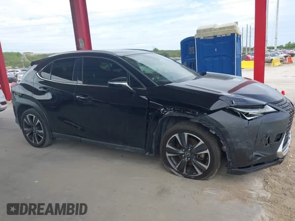✅ 2019 Lexus UX 200 • VIN: JTHY3JBH4K2016517 • Lot: 43129039. Wystawiony na IAAI z przebiegiem 100 911 mil. Bezpłatny archiwum sprzedaży aukcyjnych z USA i szczegółowy raport historii pojazdu na DreamBid. Zdjęcie 13.
