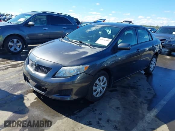 ✅ 2010 Toyota Corolla • VIN: 1NXBU4EE1AZ218530 • Lot: 43656903. Wystawiony na IAAI z przebiegiem 219 344 mil. Bezpłatny archiwum sprzedaży aukcyjnych z USA i szczegółowy raport historii pojazdu na DreamBid. Zdjęcie 18.