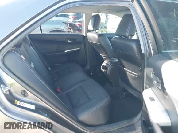 ✅ 2014 Toyota Camry SE • VIN: 4T1BF1FK4EU447948 • Lot: 43561851. Wystawiony na IAAI z przebiegiem 157 745 mil. Bezpłatny archiwum sprzedaży aukcyjnych z USA i szczegółowy raport historii pojazdu na DreamBid. Zdjęcie 8.