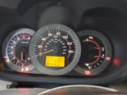 ✅ 2006 Toyota RAV4 Limited • VIN: JTMBK31V065003782 • Lot: 42511633. Wystawiony na IAAI z przebiegiem 57 951 mil. Bezpłatny archiwum sprzedaży aukcyjnych z USA i szczegółowy raport historii pojazdu na DreamBid. Zdjęcie 7.