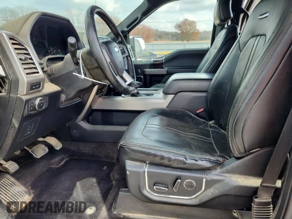 ✅ 2015 Ford F-150 XL • VIN: 1FTEW1EF8FFC03442 • Лот: 93650185. Опубликован ранее на Copart с пробегом 256 755 миль. Бесплатный доступ к архиву аукционных продаж из США и подробный отчёт об истории автомобиля на DreamBid. Изображение 7.