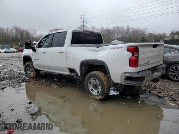 ✅ 2024 Chevrolet Silverado 2500HD • VIN: 2GC1YNE74R1238242 • Lot: 85223144. Wystawiony na Copart z przebiegiem Nie podano. Bezpłatny archiwum sprzedaży aukcyjnych z USA i szczegółowy raport historii pojazdu na DreamBid. Zdjęcie 2.
