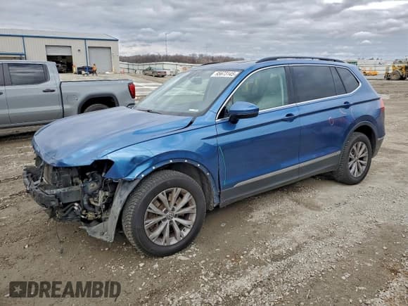 ✅ 2018 Volkswagen Tiguan SEL • VIN: 3VV2B7AX6JM050649 • Лот: 95673145. Опубликован ранее на Copart с пробегом 149 950 миль. Бесплатный доступ к архиву аукционных продаж из США и подробный отчёт об истории автомобиля на DreamBid. Изображение 1.