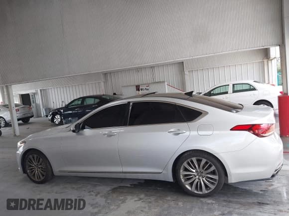 ✅ 2017 Genesis G80 Ultimate • VIN: KMHGN4JF3HU182965 • Лот: 42847285. Опубликован ранее на IAAI с пробегом 147 790 миль. Бесплатный доступ к архиву аукционных продаж из США и подробный отчёт об истории автомобиля на DreamBid. Изображение 15.