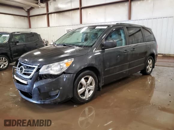 ✅ 2011 Volkswagen Routan SE • VIN: 2V4RW3DG8BR766524 • Lot: 83056204. Listed on Copart with 236,637 mi. Free auction sales archive from the USA and detailed vehicle history report at DreamBid. Image 1.