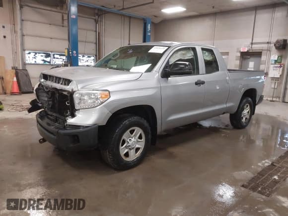✅ 2015 Toyota Tundra SR • VIN: 5TFUM5F13FX063077 • Lot: 42026159. Wystawiony na IAAI z przebiegiem 91 472 mil. Bezpłatny archiwum sprzedaży aukcyjnych z USA i szczegółowy raport historii pojazdu na DreamBid. Zdjęcie 2.