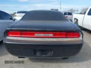 ✅ 2011 Dodge Challenger • VIN: 2B3CJ4DG9BH543159 • Lot: 41850958. Wystawiony na IAAI z przebiegiem 209 422 mil. Bezpłatny archiwum sprzedaży aukcyjnych z USA i szczegółowy raport historii pojazdu na DreamBid. Zdjęcie 16.