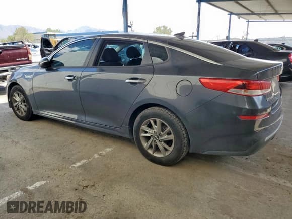 ✅ 2019 Kia Optima LX • VIN: 5XXGT4L36KG308925 • Lot: 69882945. Wystawiony na Copart z przebiegiem 92 184 mil. Bezpłatny archiwum sprzedaży aukcyjnych z USA i szczegółowy raport historii pojazdu na DreamBid. Zdjęcie 2.