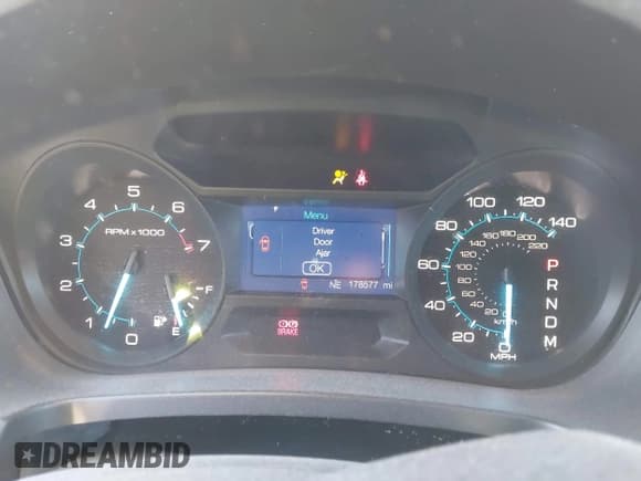 ✅ 2014 Ford Explorer • VIN: 1FM5K7B85EGB11584 • Лот: 43863947. Опубликован ранее на IAAI с пробегом 178 577 миль. Бесплатный доступ к архиву аукционных продаж из США и подробный отчёт об истории автомобиля на DreamBid. Изображение 7.