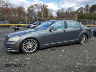 ✅ 2010 Mercedes-Benz S 550 • VIN: WDDNG8GB7AA360780 • Lot: 91818675. Wystawiony na Copart z przebiegiem 3 129 mil. Bezpłatny archiwum sprzedaży aukcyjnych z USA i szczegółowy raport historii pojazdu na DreamBid. Zdjęcie 1.