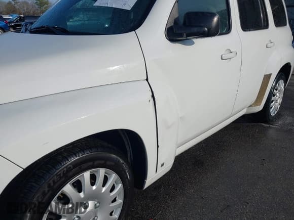 ✅ 2008 Chevrolet HHR LS • VIN: 3GNDA13D48S549117 • Lot: 41536974. Listed on IAAI with 192,899 mi. Free auction sales archive from the USA and detailed vehicle history report at DreamBid. Image 6.