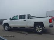 ✅ 2015 Chevrolet Silverado 2500HD LT • VIN: 1GC1KVE84FF170975 • Lot: 43166213. Listed on IAAI with 197,747 mi. Free auction sales archive from the USA and detailed vehicle history report at DreamBid. Image 14.