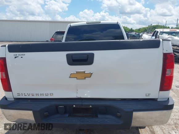✅ 2007 Chevrolet Silverado 2500HD 1LT • VIN: 1GCHK24687E541687 • Lot: 42593318. Wystawiony na IAAI z przebiegiem 193 652 mil. Bezpłatny archiwum sprzedaży aukcyjnych z USA i szczegółowy raport historii pojazdu na DreamBid. Zdjęcie 16.