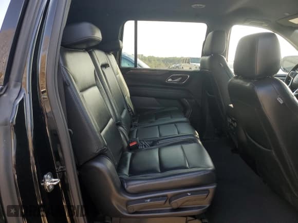 ✅ 2023 Chevrolet Suburban LS • VIN: 1GNSCBKD8PR163178 • Lot: 47844175. Listed on Copart with 104,369 mi. Free auction sales archive from the USA and detailed vehicle history report at DreamBid. Image 11.