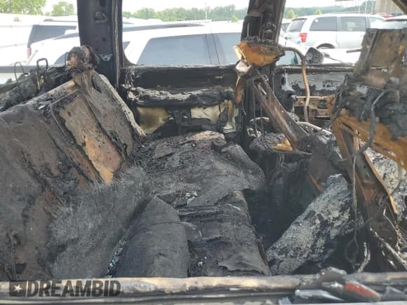 ✅ 2012 Chevrolet Silverado 2500HD LT • VIN: 1GC1KXC83CF135161 • Lot: 60626905. Wystawiony na Copart z przebiegiem Nie podano. Bezpłatny archiwum sprzedaży aukcyjnych z USA i szczegółowy raport historii pojazdu na DreamBid. Zdjęcie 10.