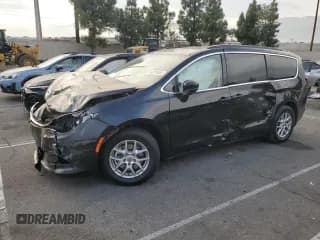 ✅ 2021 Chrysler Voyager LXi • VIN: 2C4RC1DG1MR549973 • Lot: 92319465. Wystawiony na Copart z przebiegiem 83 281 mil. Bezpłatny archiwum sprzedaży aukcyjnych z USA i szczegółowy raport historii pojazdu na DreamBid. Zdjęcie 1.