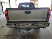 ✅ 2007 Chevrolet Silverado 2500HD Work Truck • VIN: 1GCHK29U27E195319 • Лот: 90025035. Опубликован ранее на Copart с пробегом 212 137 миль. Бесплатный доступ к архиву аукционных продаж из США и подробный отчёт об истории автомобиля на DreamBid. Изображение 6.