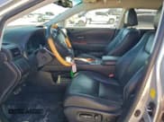 ✅ 2011 Lexus RX 350 • VIN: 2T2ZK1BA3BC041983 • Lot: 95840325. Wystawiony na Copart z przebiegiem 199 458 mil. Bezpłatny archiwum sprzedaży aukcyjnych z USA i szczegółowy raport historii pojazdu na DreamBid. Zdjęcie 7.