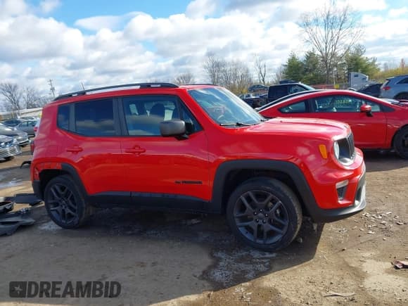 ✅ 2021 Jeep Renegade Latitude • VIN: ZACNJDBB4MPM33455 • Lot: 43762022. Wystawiony na IAAI z przebiegiem 42 868 mil. Bezpłatny archiwum sprzedaży aukcyjnych z USA i szczegółowy raport historii pojazdu na DreamBid. Zdjęcie 14.