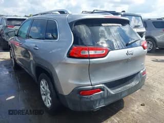 ✅ 2017 Jeep Cherokee Latitude • VIN: 1C4PJLCB6HW549088 • Lot: 43202906. Wystawiony na IAAI z przebiegiem 115 983 mil. Bezpłatny archiwum sprzedaży aukcyjnych z USA i szczegółowy raport historii pojazdu na DreamBid. Zdjęcie 3.