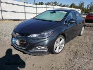 ✅ 2017 Chevrolet Cruze Premier • VIN: 1G1BF5SM8H7144525 • Lot: 64025082. Wystawiony na Copart z przebiegiem Nie podano mil. Skorzystaj z bezpłatnego archiwum sprzedaży aukcyjnych z USA i zobacz szczegółowy raport historii pojazdu na DreamBid. Zdjęcie 2.