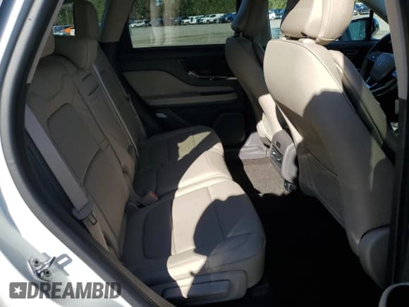 ✅ 2020 Lincoln Corsair Reserve • VIN: 5LMCJ2C93LUL27546 • Lot: 79660643. Wystawiony na Copart z przebiegiem 17 935 mil. Bezpłatny archiwum sprzedaży aukcyjnych z USA i szczegółowy raport historii pojazdu na DreamBid. Zdjęcie 11.