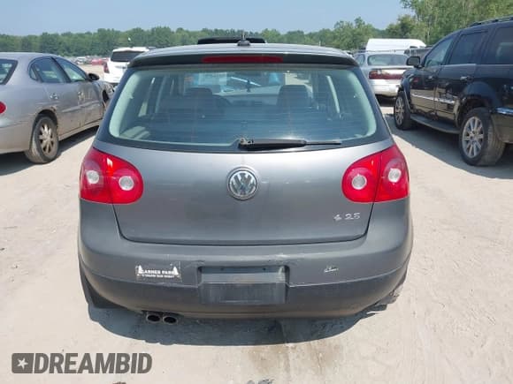 ✅ 2008 Volkswagen Rabbit S • VIN: WVWDB71K98W167258 • Lot: 42744086. Listed on IAAI with 155,783 mi. Free auction sales archive from the USA and detailed vehicle history report at DreamBid. Image 16.