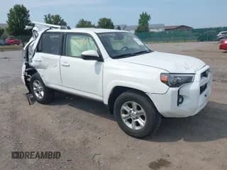 ✅ 2021 Toyota 4Runner SR5 • VIN: JTEEU5JR1M5245463 • Lot: 42855803. Listed on IAAI with 61,422 mi. Free auction sales archive from the USA and detailed vehicle history report at DreamBid. Image 1.