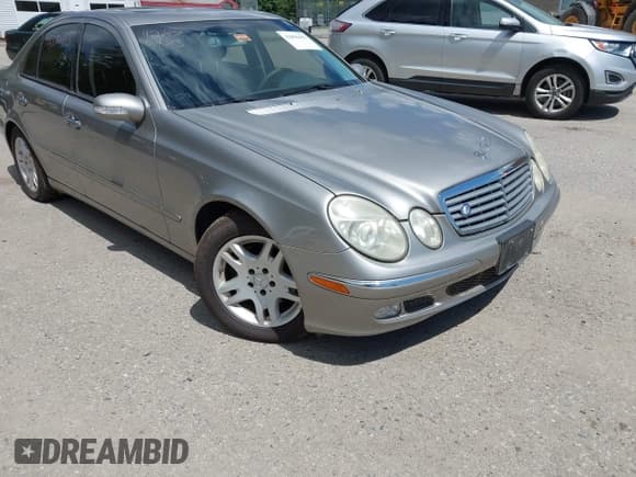 ✅ 2005 Mercedes-Benz E 320 • VIN: WDBUF82JX5X167046 • Лот: 42896493. Опубликован ранее на IAAI с пробегом 165 458 миль. Бесплатный доступ к архиву аукционных продаж из США и подробный отчёт об истории автомобиля на DreamBid. Изображение 6.