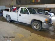 ✅ 2006 GMC Sierra 1500 Work Truck • VIN: 1GTEC14V96E201982 • Лот: 46054405. Опубликован ранее на Copart с пробегом 266 687 миль. Бесплатный доступ к архиву аукционных продаж из США и подробный отчёт об истории автомобиля на DreamBid. Изображение 4.