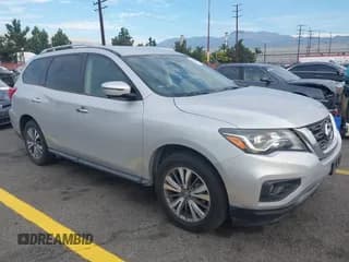 ✅ 2020 Nissan Pathfinder SL • VIN: 5N1DR2CN0LC577703 • Lot: 43271514. Wystawiony na IAAI z przebiegiem 163 241 mil. Bezpłatny archiwum sprzedaży aukcyjnych z USA i szczegółowy raport historii pojazdu na DreamBid. Zdjęcie 1.