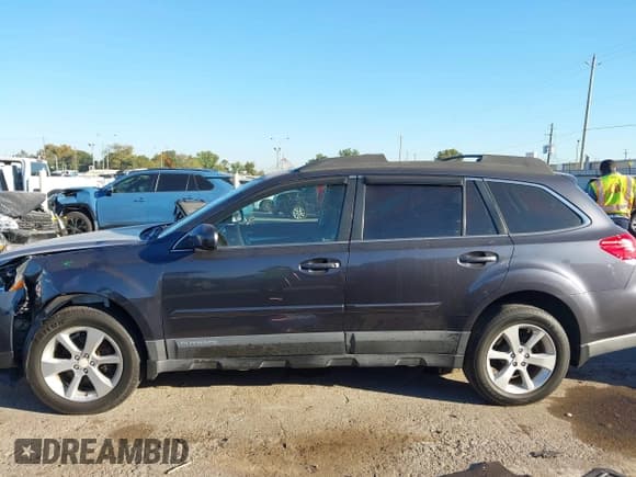 ✅ 2013 Subaru Outback Premium • VIN: 4S4BRBCC7D1201163 • Лот: 43483273. Опубликован ранее на IAAI с пробегом 171 455 миль. Бесплатный доступ к архиву аукционных продаж из США и подробный отчёт об истории автомобиля на DreamBid. Изображение 14.