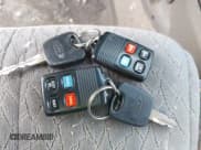 ✅ 2000 Ford Contour SE Fleet • VIN: 1FAFP66L8YK131192 • Lot: 42934038. Wystawiony na IAAI z przebiegiem 85 246 mil. Bezpłatny archiwum sprzedaży aukcyjnych z USA i szczegółowy raport historii pojazdu na DreamBid. Zdjęcie 11.