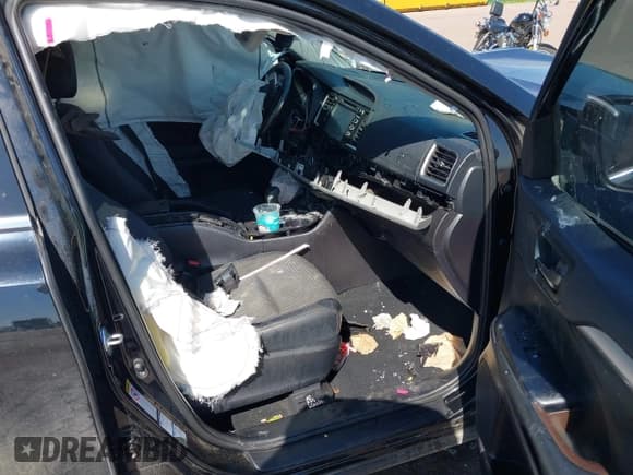 ✅ 2019 Toyota Highlander LE • VIN: 5TDBZRFH3KS933004 • Lot: 42708909. Wystawiony na IAAI z przebiegiem Nie podano. Bezpłatny archiwum sprzedaży aukcyjnych z USA i szczegółowy raport historii pojazdu na DreamBid. Zdjęcie 5.