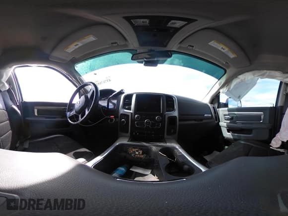 ✅ 2019 Ram ProMaster Cargo • VIN: 3C6URVJG0KE551496 • Лот: 43767652. Опубликован ранее на IAAI с пробегом 181 280 миль. Бесплатный доступ к архиву аукционных продаж из США и подробный отчёт об истории автомобиля на DreamBid. Изображение 20.