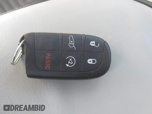 ✅ 2018 Jeep Compass Limited • VIN: 3C4NJDCB1JT199359 • Lot: 43095431. Listed on IAAI with 60,740 mi. Free auction sales archive from the USA and detailed vehicle history report at DreamBid. Image 11.