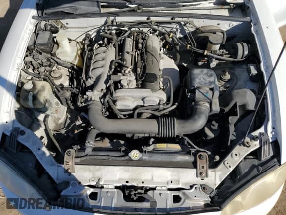 ✅ 2002 Mazda MX-5 Miata Cloth • VIN: JM1NB353X20222049 • Лот: 75404914. Опубликован ранее на Copart с пробегом Не указан. Бесплатный доступ к архиву аукционных продаж из США и подробный отчёт об истории автомобиля на DreamBid. Изображение 11.