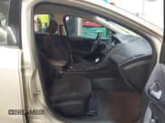 ✅ 2017 Ford Focus SE • VIN: 1FADP3F23HL323711 • Lot: 43827912. Listed on IAAI with 32,317 mi. Free auction sales archive from the USA and detailed vehicle history report at DreamBid. Image 5.