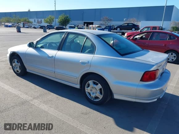 ✅ 2002 Mitsubishi Galant ES • VIN: 4A3AA46G52E074076 • Лот: 41302075. Опубликован ранее на IAAI с пробегом 174 960 миль. Бесплатный доступ к архиву аукционных продаж из США и подробный отчёт об истории автомобиля на DreamBid. Изображение 3.