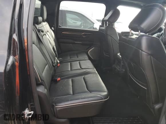 2019 Ram 1500 Limited z VIN 1C6SRFPT4KN599824, wystawiony jako Copart lot #78008714 z przebiegiem Nie podano mil oraz Nie do naprawy • Non repairable. Historia ofert i sprzedaży dostępna na DreamBid. Obrazek 11.