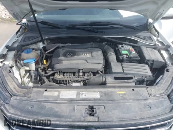 ✅ 2016 Volkswagen Passat S • VIN: 1VWAS7A36GC019397 • Лот: 41986217. Опубликован ранее на IAAI с пробегом 188 382 миль. Бесплатный доступ к архиву аукционных продаж из США и подробный отчёт об истории автомобиля на DreamBid. Изображение 10.