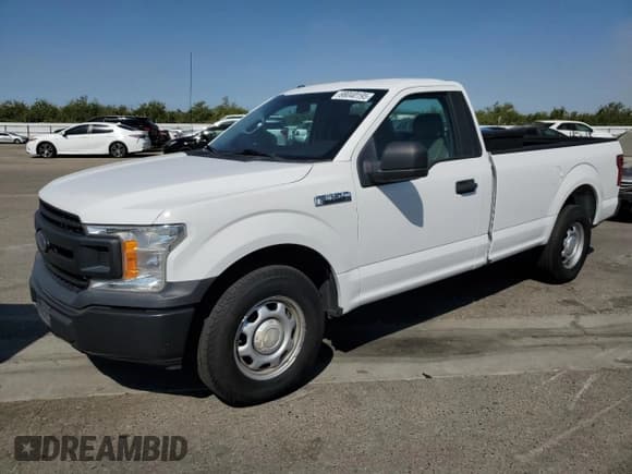 ✅ 2018 Ford F-150 XL • VIN: 1FTMF1CB1JKC01852 • Lot: 68040195. Wystawiony na Copart z przebiegiem 99 510 mil. Bezpłatny archiwum sprzedaży aukcyjnych z USA i szczegółowy raport historii pojazdu na DreamBid. Zdjęcie 1.