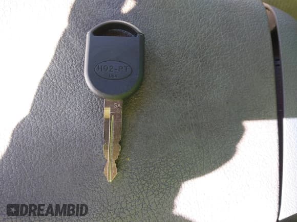 ✅ 2005 Ford Explorer XLS • VIN: 1FMZU72K95UB48789 • Лот: 41304416. Опубликован ранее на IAAI с пробегом 328 549 миль. Бесплатный доступ к архиву аукционных продаж из США и подробный отчёт об истории автомобиля на DreamBid. Изображение 11.