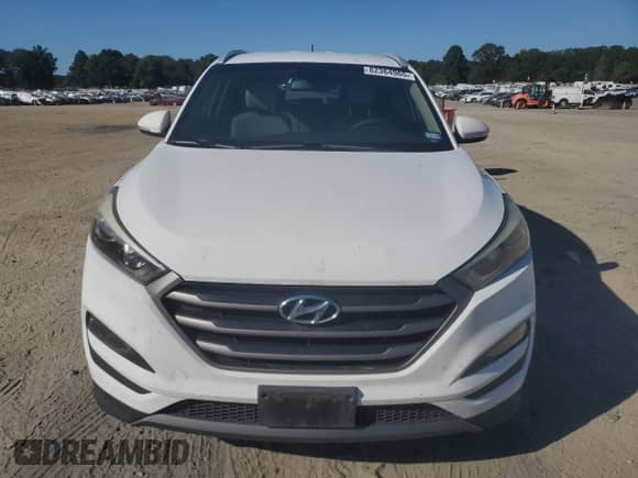 2016 Hyundai Tucson Sport with VIN KM8J33A26GU242125, listed as a Copart auction lot 82364965 with 101,227 mi miles and Clean title. Bid and sale history available at DreamBid. Image 5.