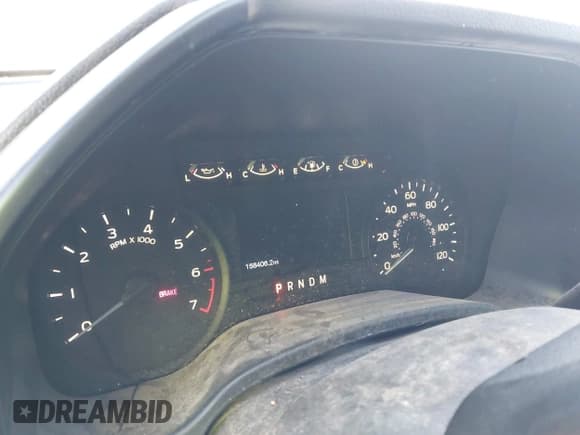 ✅ 2018 Ford F-150 XL • VIN: 1FTEW1CP4JFE48713 • Lot: 43655314. Wystawiony na IAAI z przebiegiem 158 406 mil. Bezpłatny archiwum sprzedaży aukcyjnych z USA i szczegółowy raport historii pojazdu na DreamBid. Zdjęcie 7.