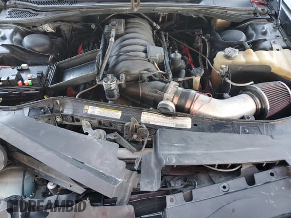 ✅ 2012 Dodge Challenger SRT-8 392 • VIN: 2C3CDYCJ8CH137762 • Lot: 45480925. Wystawiony na Copart z przebiegiem 85 383 mil. Bezpłatny archiwum sprzedaży aukcyjnych z USA i szczegółowy raport historii pojazdu na DreamBid. Zdjęcie 11.