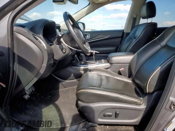 ✅ 2019 Infiniti QX60 Luxe • VIN: 5N1DL0MN3KC527543 • Lot: 84296825. Listed on Copart with 75,174 mi. Free auction sales archive from the USA and detailed vehicle history report at DreamBid. Image 7.