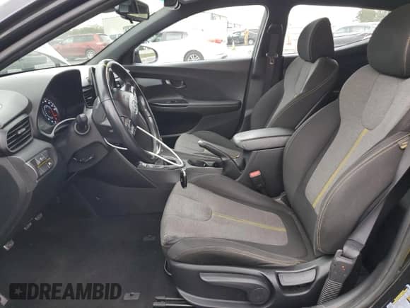 2019 Hyundai Veloster Turbo R-Spec z VIN KMHTH6AB9KU015919, wystawiony jako Copart lot #79697724 z przebiegiem 116 420 mil mil oraz Szkoda całkowita • Salvage title. Historia ofert i sprzedaży dostępna na DreamBid. Obrazek 7.