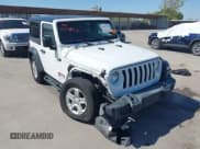 ✅ 2020 Jeep Wrangler Sport S • VIN: 1C4GJXAN3LW266757 • Lot: 43497718. Wystawiony na IAAI z przebiegiem 61 909 mil. Bezpłatny archiwum sprzedaży aukcyjnych z USA i szczegółowy raport historii pojazdu na DreamBid. Zdjęcie 1.